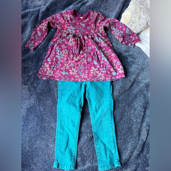 🛍️BOGO🛍️ 2T outfit bundle - Picture 1 of 6